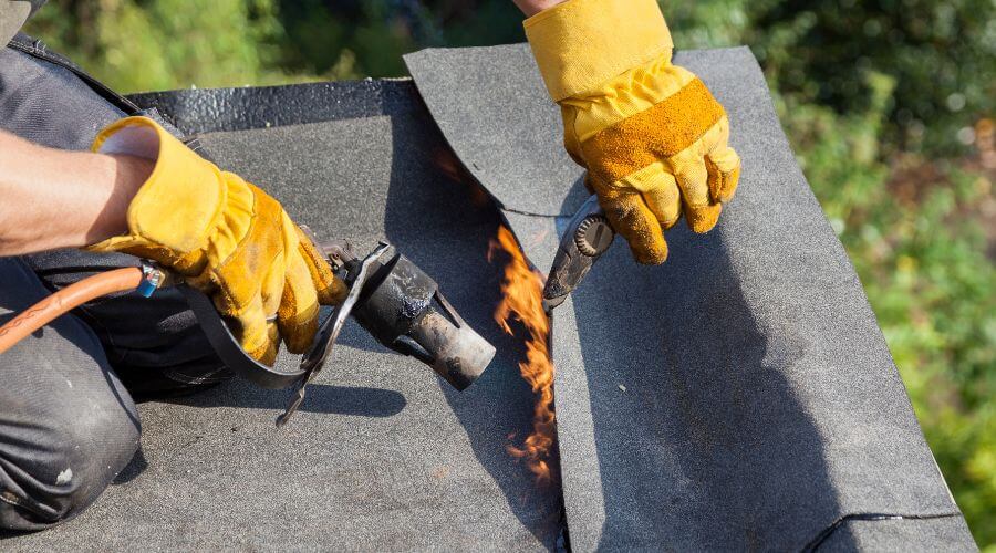 Professional gutter cleaning in Black Rock, AR